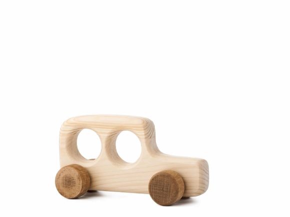 Autíčko Ondrášek – dřevěná hračka