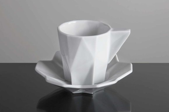 Geometrický šálek na espresso s podšálkem