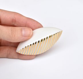 Porcelánová brož, spona na šátek - Leaves